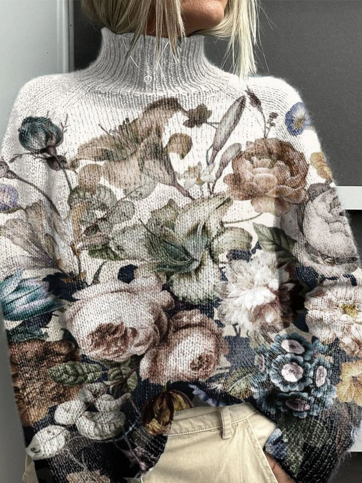 Coral | Pullover Sweater