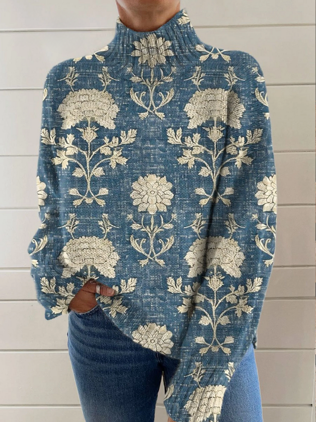 Elle | Vintage floral crochet turtleneck sweater