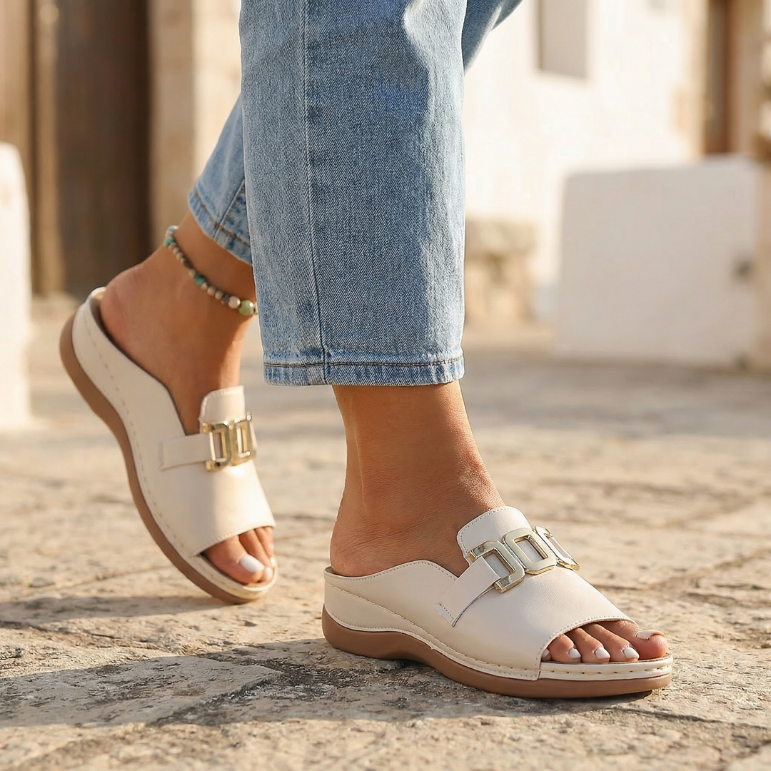 Kathryn™ | Comfy Buckle Sandals