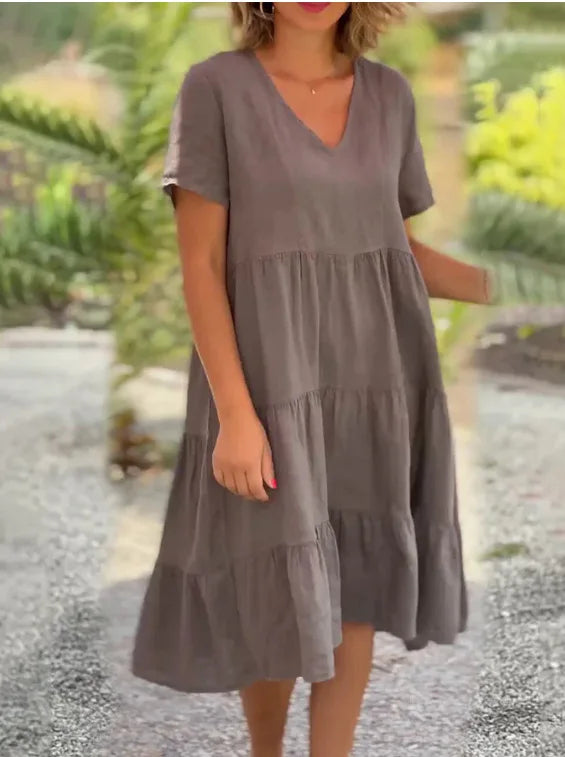 Clara Meadow - Tiered V-Neck Dress